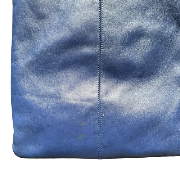 Bobo Leather Crossbody Bag - Picture 5 of 6